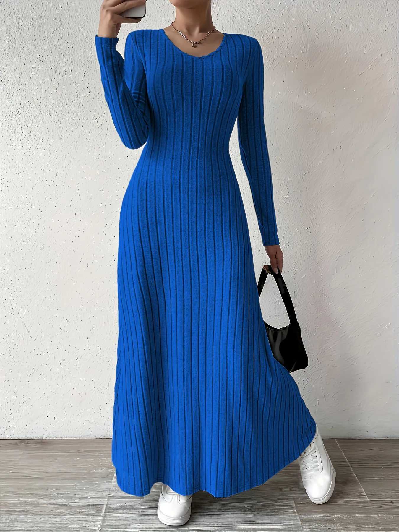 Knitted Maxi Dress Women Elegant Party Autumn Winter O Neck Long Sleeves Sexy Slim Long Dresses Casual Holiday Street Dress Robe M260311