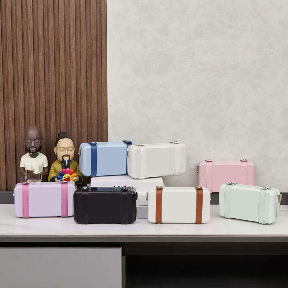 Travel Designer Brand Handbags Luxury Shoulder Bag - High-Quality ROA Canvas Crossbody Wallet for Women - Classic Fashionable Baguette Style 13x20x6.5cm