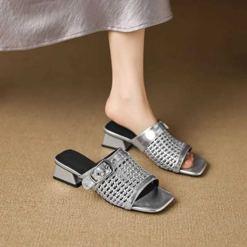 CNMR Womens Sandals Slippers Women Shoes Round Toe Metal Casual Style Lazy Outside Wearin Heels Women K260311