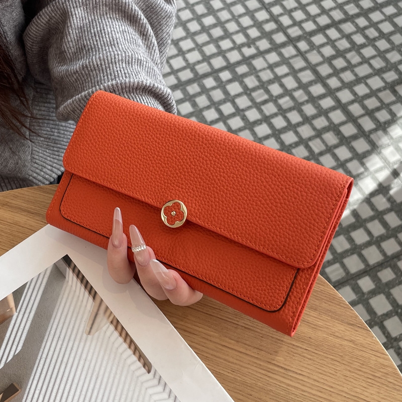 Free shipping 2026 new casual and fashionable long wallet made of cowhide high-quality classic Designer handbag for women