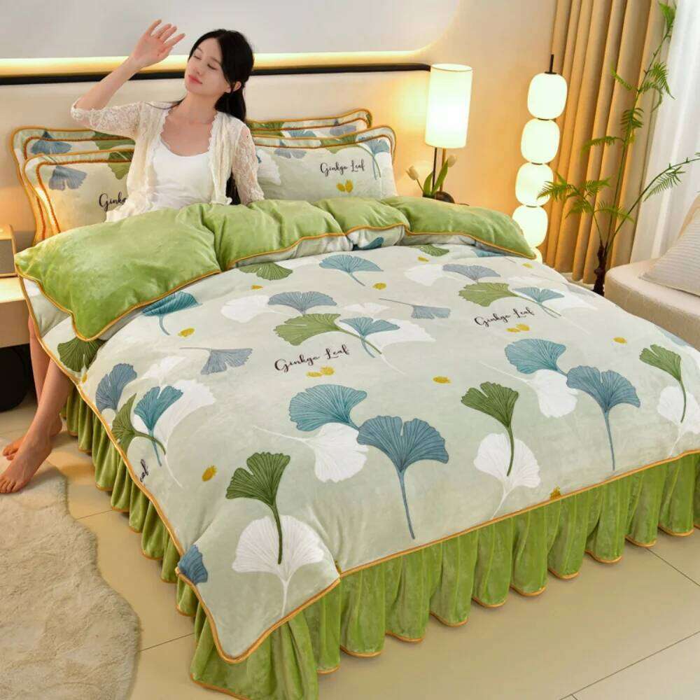 Winter Warm Milk Velvet Four Piece Set Thickened Duvet Double-sided Fleece Quilt Cover Bed Skirt Pillowcase Bedding Sets H260311