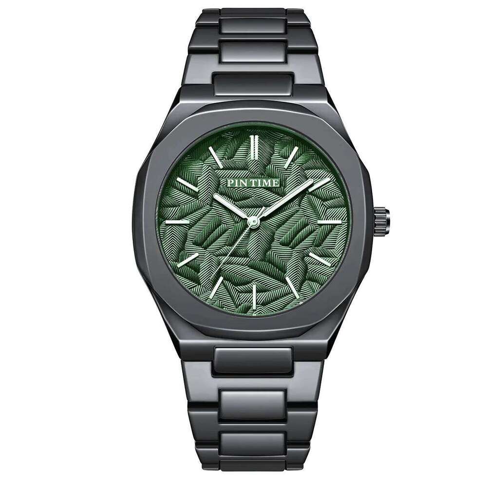 Trendy, fashionable and versatile stainless steel night light waterproof men's quartz watch