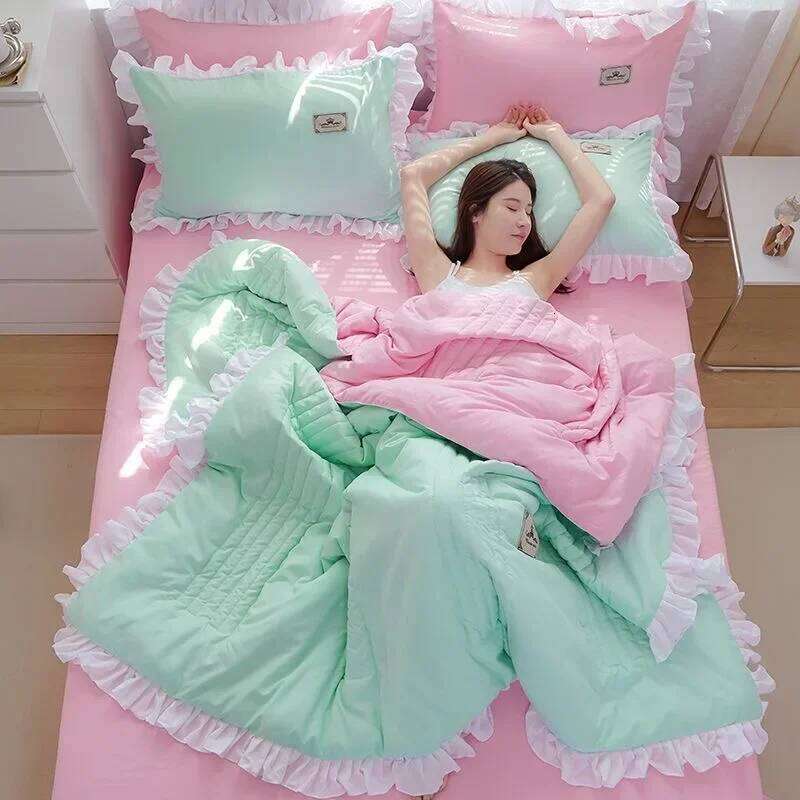 Korean Style Quilted Summer Blanket Lightweight Cooling Air-conditioning Comforter Soft Thin Quilt Machine Washable H260311