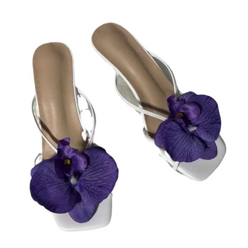 Phalaenopsis Orchid Resort Style High-Heeled Sandals 2025 Summer New Floral Fashion Beach Sandals K260311