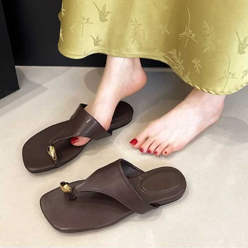 Female Flats Slides Shoes for Ladies Summer Fashion Metal Women Sandals Shoes K260311