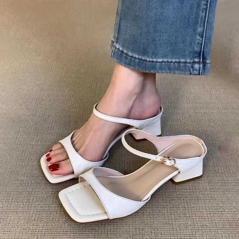 Womens Shoes 2025 New Concise Strap Square Heel Womens Fashion Peep Toe Versatile Modern K260311