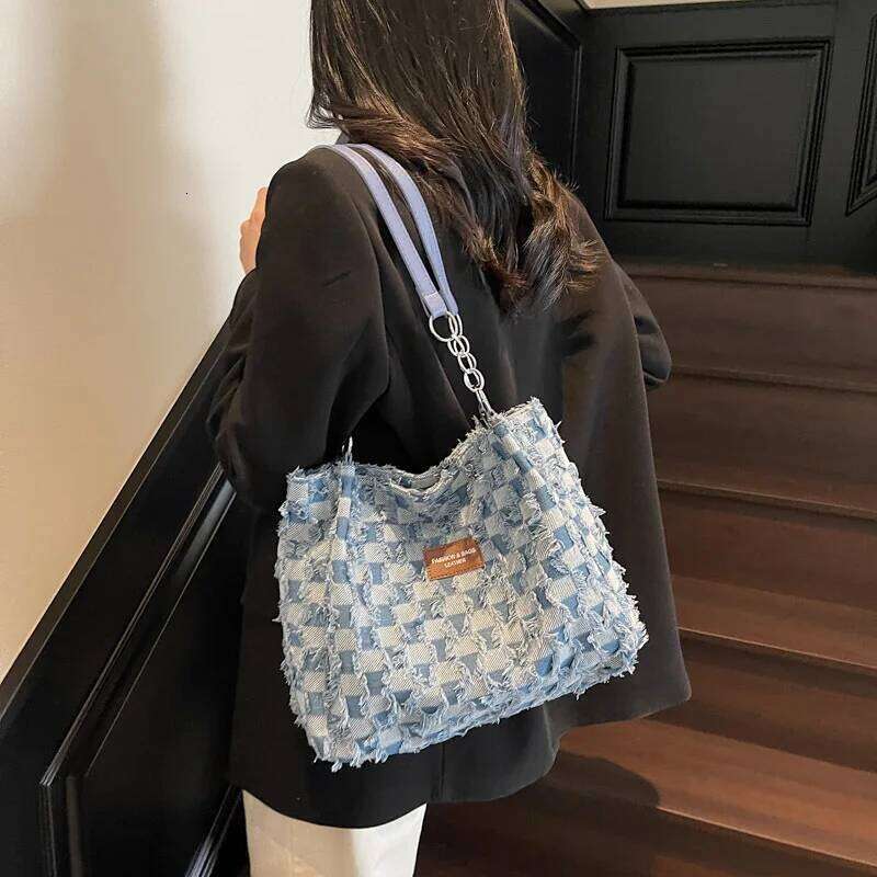 Vintage Plaid Tassel Design Denim Shoulder Bags for Women Large Capacity Ladies Casual Tote Bag Versatile Star Female Handbags XJ260311