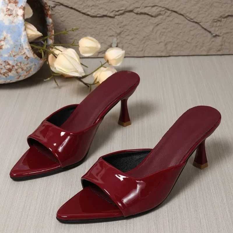 New Pointed Toe Thin Kitten Heel Summer Open Toe Flip-flops Low Heel Wear Non-slip Thin Heel Womens Shoes K260311