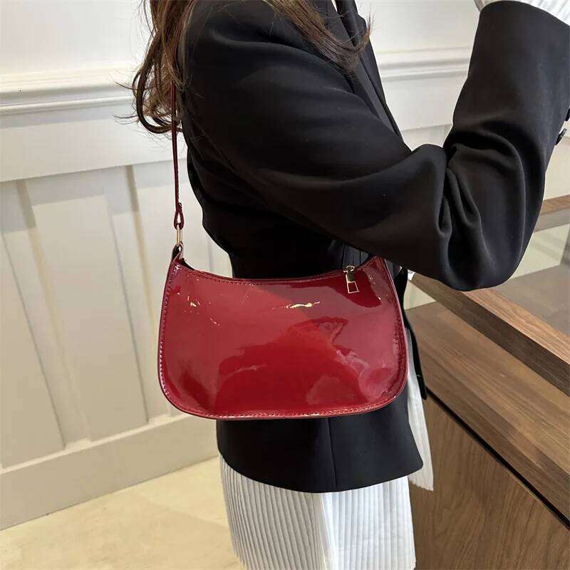 Chic Shiny Pu Leather Underarm Women's Minimalist Tote Bag, Texture Stylish Commuting Handbag, Daily Outfit Shoulder Bag XJ260311