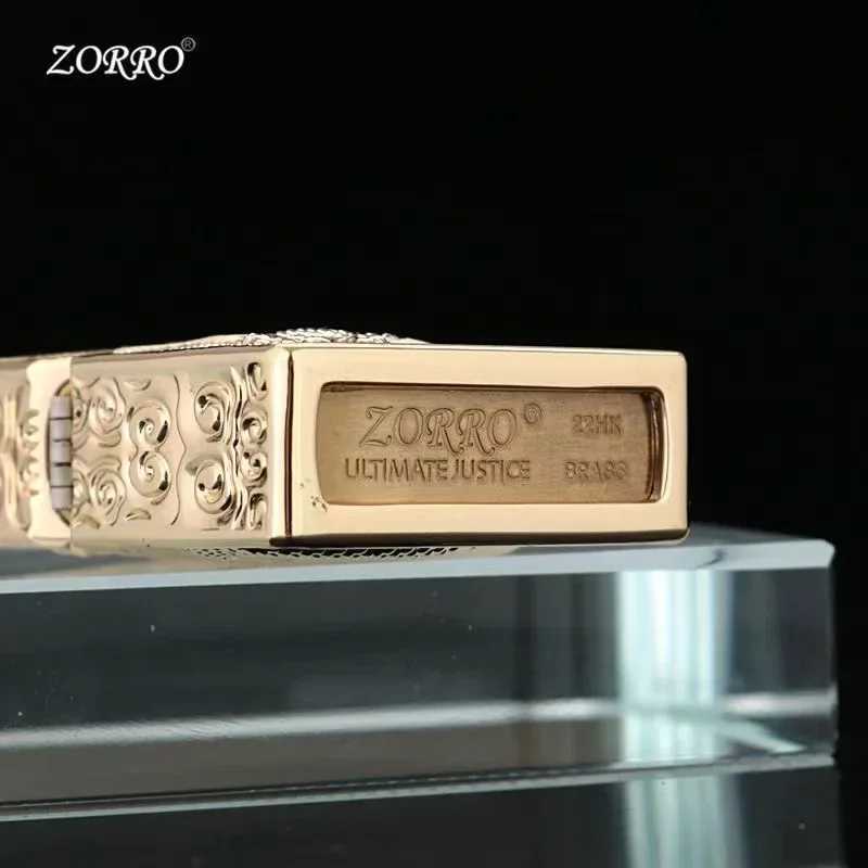 Old-fashioned Armor Kerosene Lighter Windproof Five-sided Embossed Veyron Creative Pure Copper Lighter Mens Gift N260311