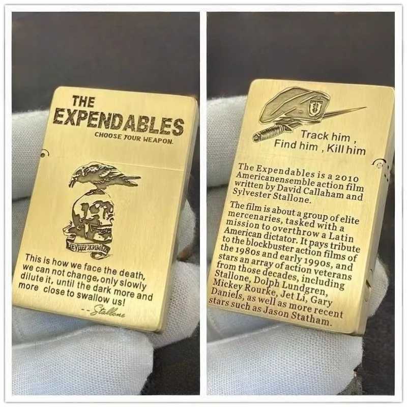 Handmade Brass Ultra-thin Small Heavy Armor Oil Lighter Shaped Creative Windproof Engraved Custom Lighters Mens Lighter N260311