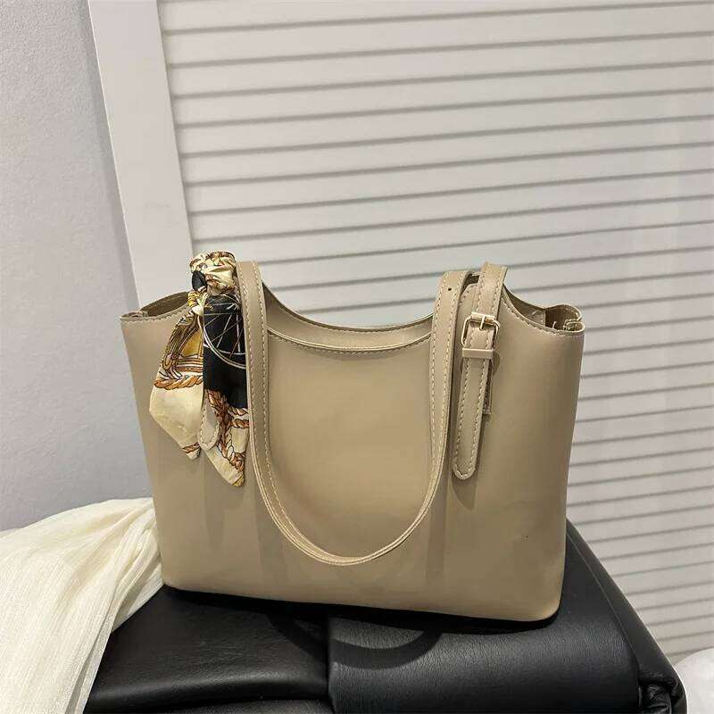 Fashion Stylish Silk Scarf Tote Spacious Capacity Shoulder Bags, Elegant Underarm Bag, Versatile Commute Handbag for Women XJ260311