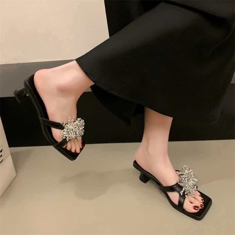 Summer Elegant Shoes for Women Open-Toe Womens Fashion Rhinestone Mid Heel Crystal Stiletto Sandals Outdoor High Heels K260311