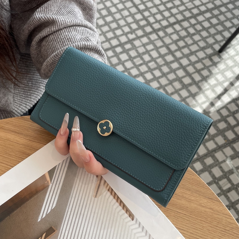 Free shipping 2026 new casual and fashionable long wallet made of cowhide high-quality classic Designer handbag for women