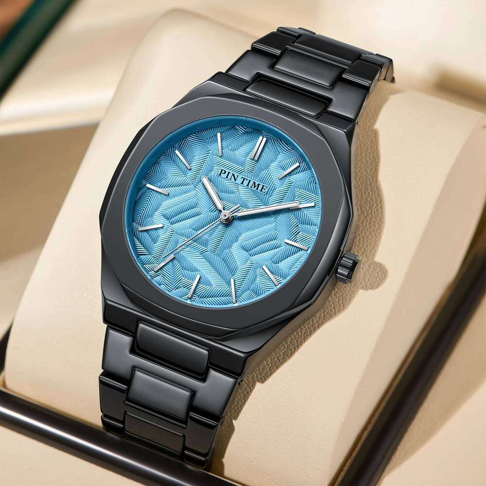 Trendy, fashionable and versatile stainless steel night light waterproof men's quartz watch