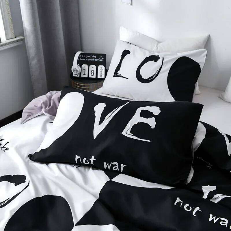 Love Heart Bedding Set Simple Plaid Duvet 200x200 Pillowcase Single Double Queen King Nordic Couple Bed Cover Bedclothes H260311