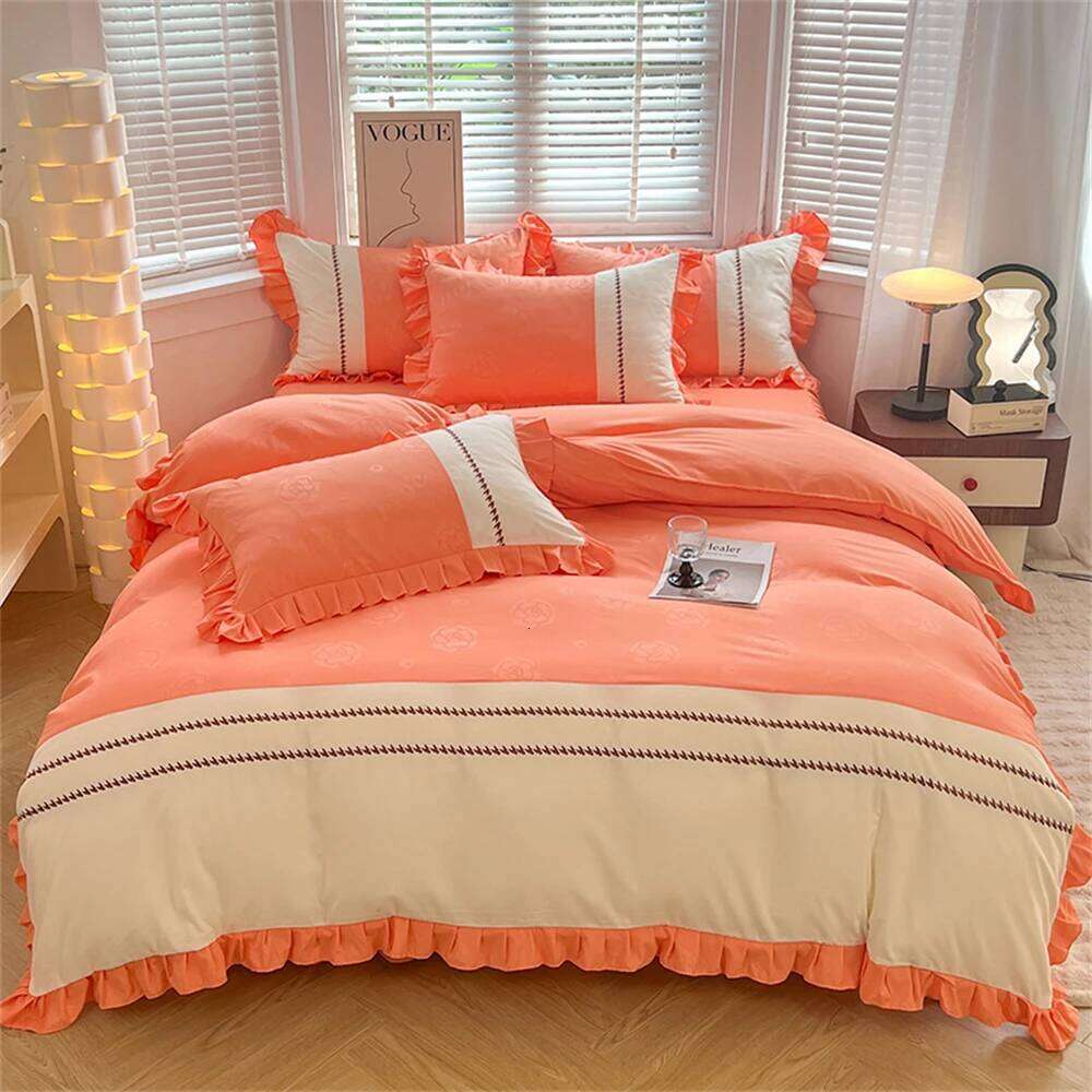 Skin Friendly Bedding Ruffle Duvet Four Piece Set With Lace Quilt Cover Bed Skirt Pillowcase Home Bedroom Decor H260311