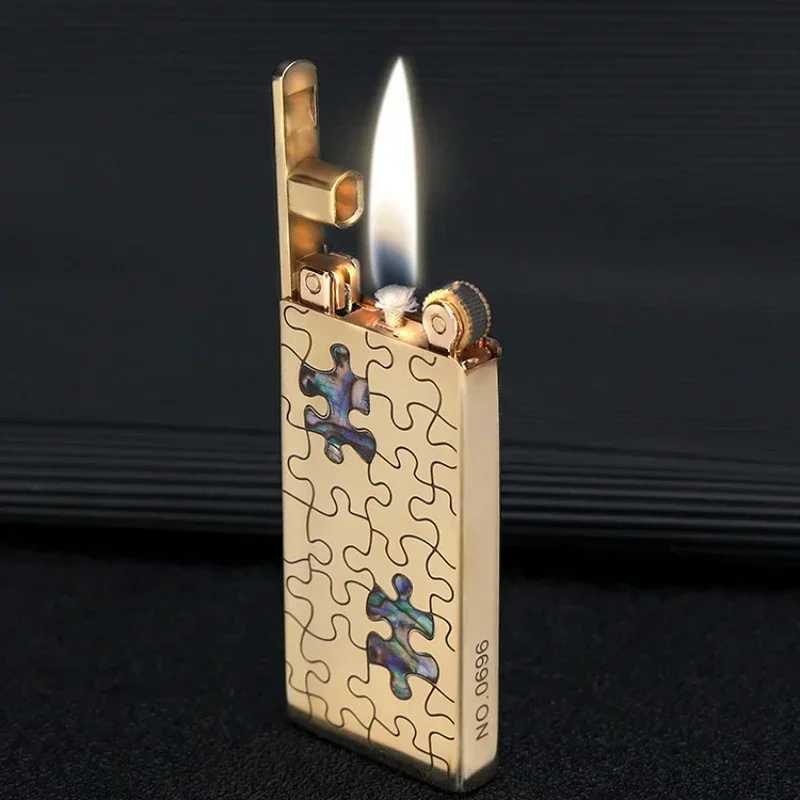 Retro Lift Brass Lighter Copper Engraved Color Shell Butterfly Puzzle Unusual Mens Gadgets with Box N260311