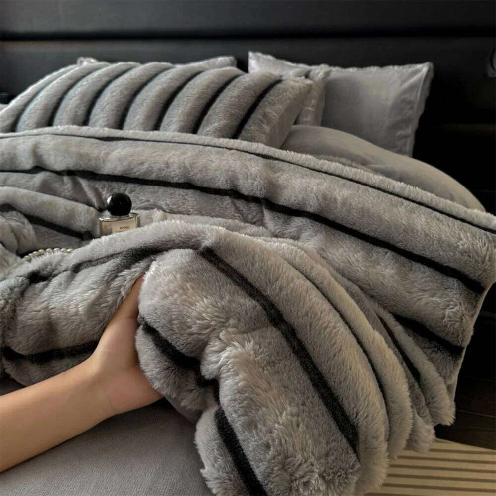 Stripe Bubble Jacquard Rabbit Plush Bedding Soft Quilt Cover Pillowcase Bed Sheet Thicken Winter Coral Fleece Four-Piece Set H260311