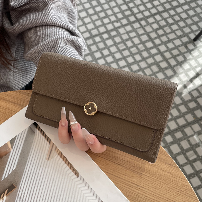 Free shipping 2026 new casual and fashionable long wallet made of cowhide high-quality classic Designer handbag for women