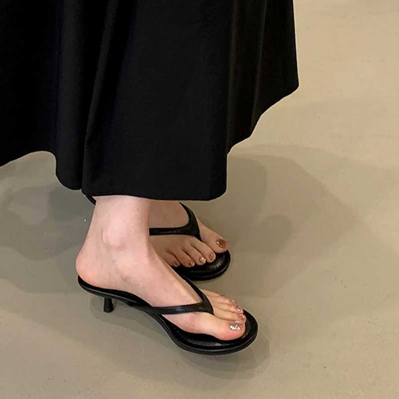 2025 Fashion Low Heels Woman Round Clip Toe Mules Party Casual Sandals Slides Flip Flops Summer Shoes Pantuflas Mujer K260311