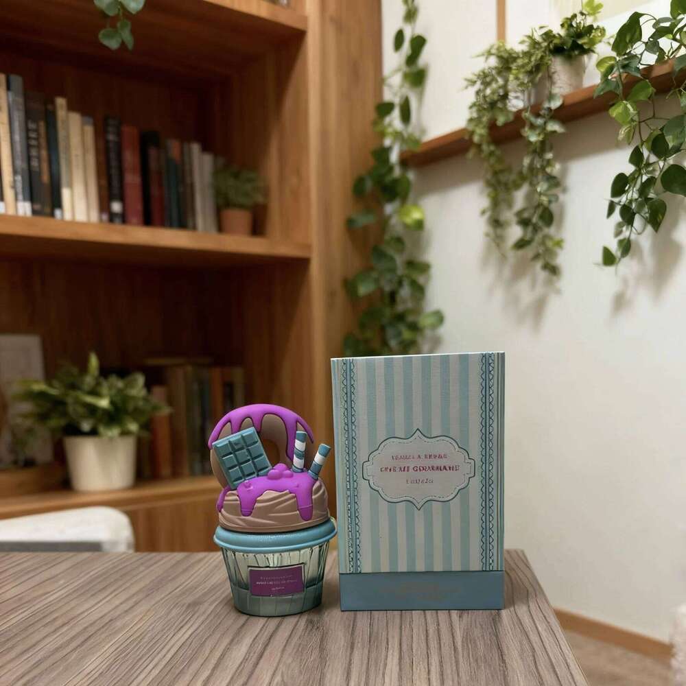 Vanilla Crazy Gift Food Series Light 75ml 2.5 fluid ounces | Men and women's VANILLA FREAK New Year gift Z260311