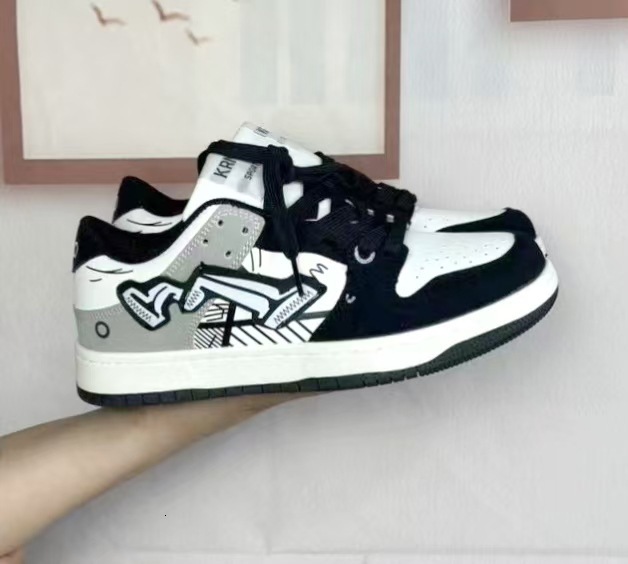 2026 New Style Trendy Youth-style Retro Casual German Sports Shoes For Ladies Luxury Niche Design Platform Shoes Sports Skate Shoes For Men Men's