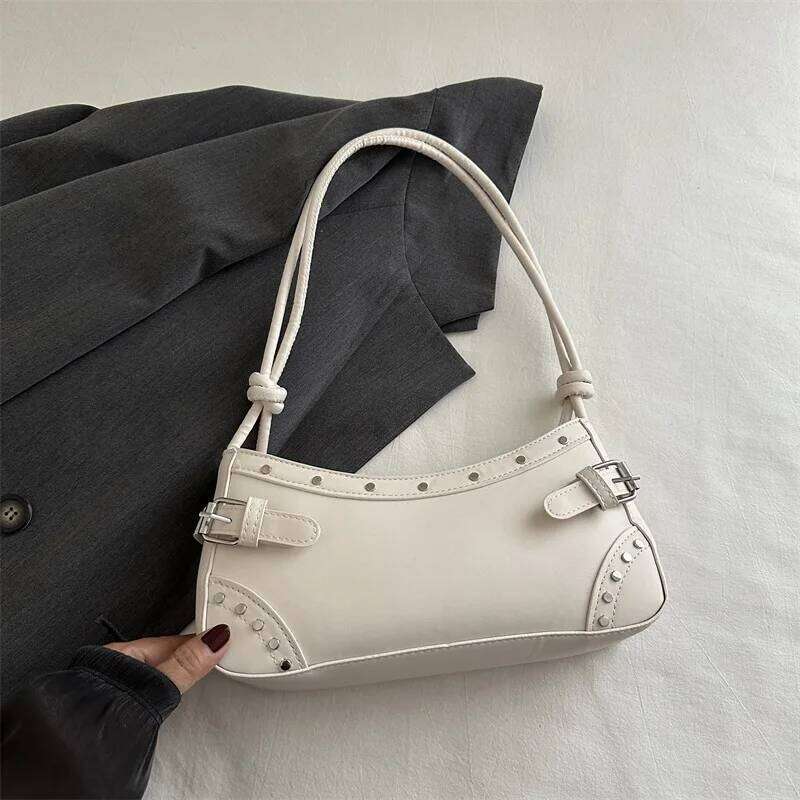 Fashion Rivet Women's Shoulder Bags Vintage Ladies Underarm Bag Soft Pu Leather Female Portable Handbags Small Clutch Purse XJ260311