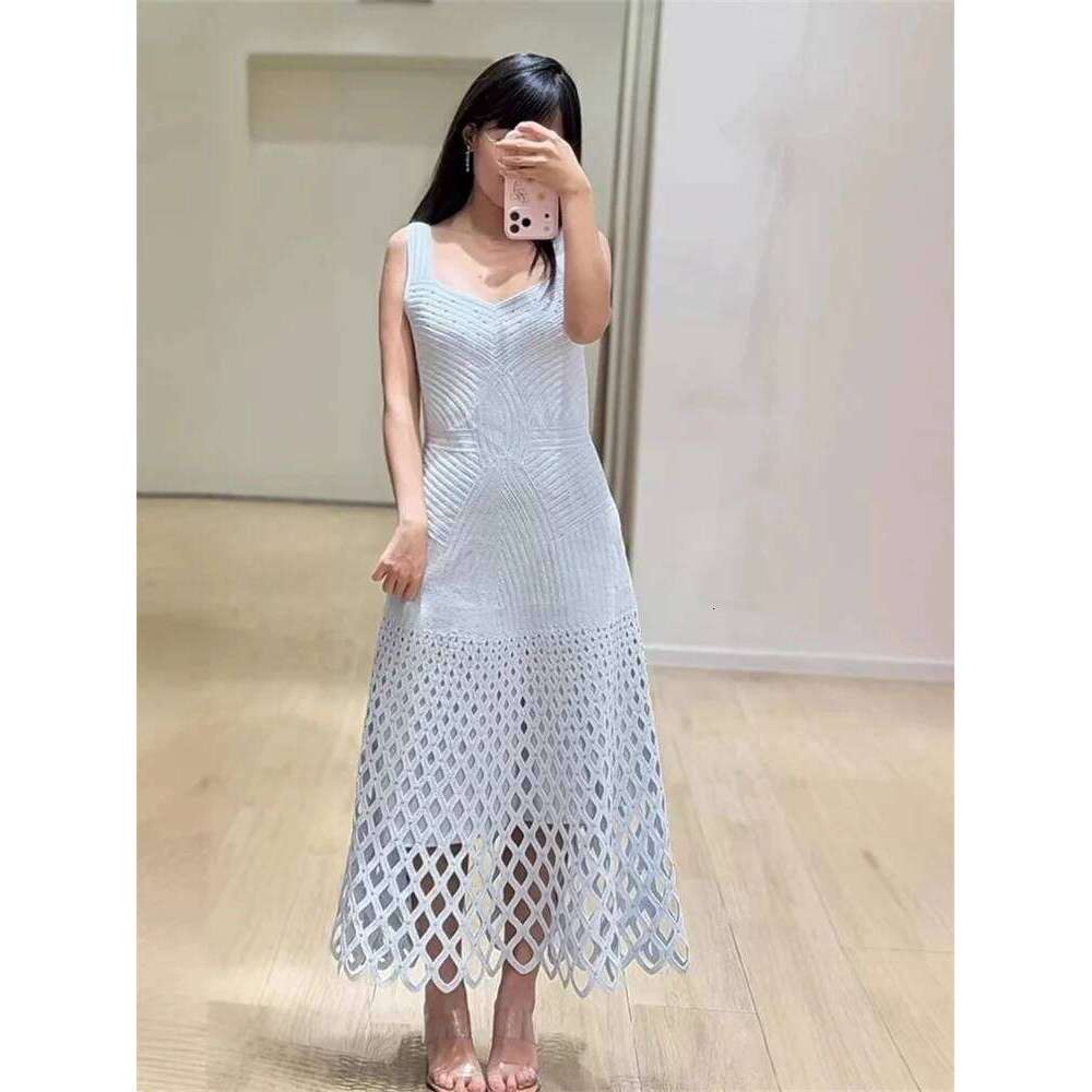 New Women's Heavy Industry Diamond Decoration Hollow Knitted Cardigan Coat Strap Dress Set Mdng260311