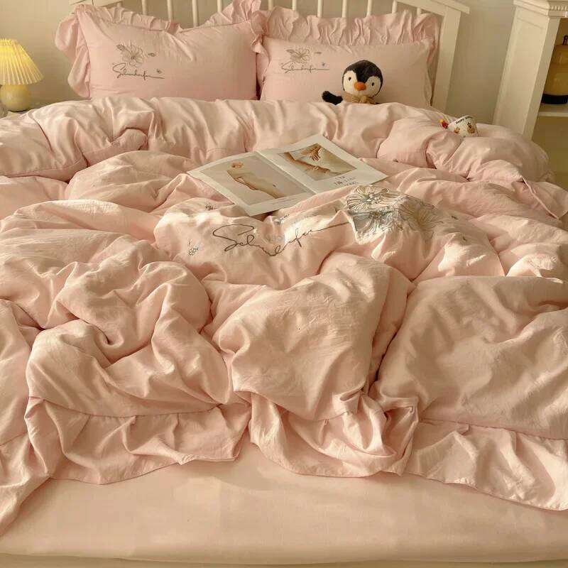 2025 new lace embroidery small fresh and cute girl heart four-piece set washed cotton summer sheet quilt cover bed hat H260311