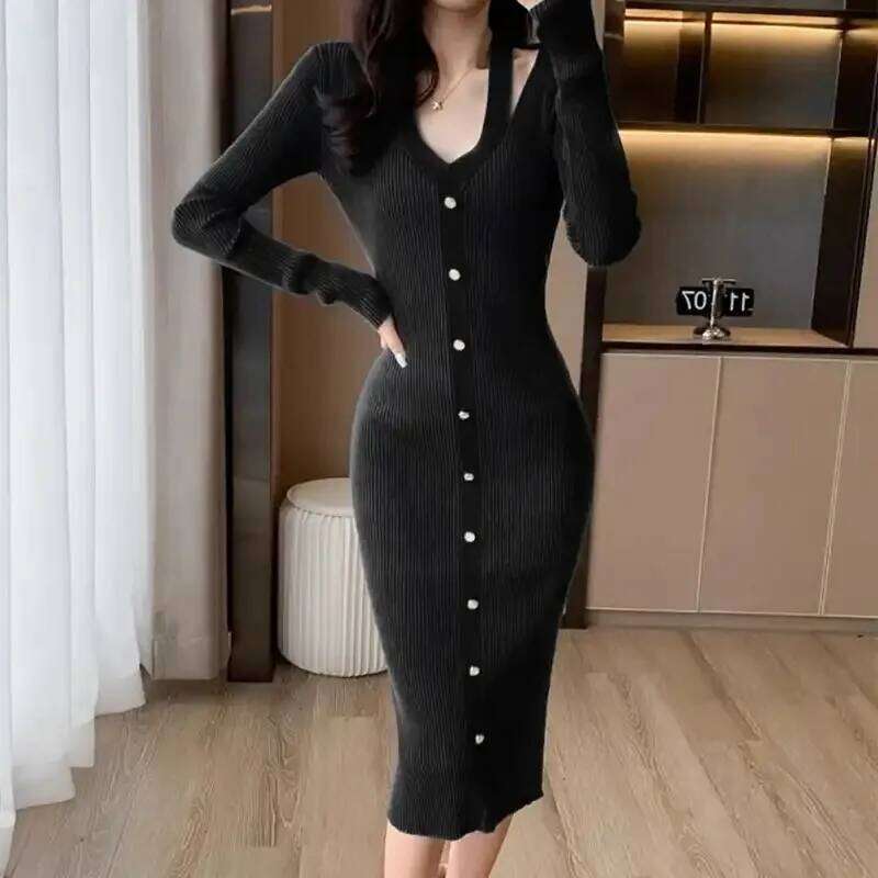 Women's Autumn Winter Hip-hugging V-neck Knitted Dress Slim-fitting Mid-length Bottoming Skirt with Coat Z260311