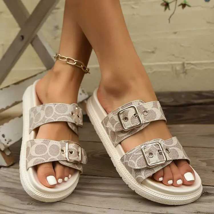 2025 Summer New Womens Sandals Couple Flat Adjustable Platform Sandals Casual and Stylish K260311