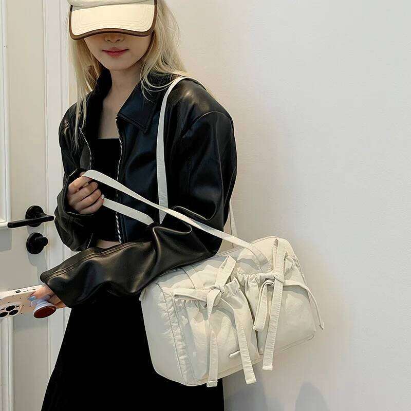 Sweet Pleated Bow Women Shoulder Bags Commuter High Capacity Ladies Underarm Bag Candy Color Waterproof Nylon Female Handbags XJ260311