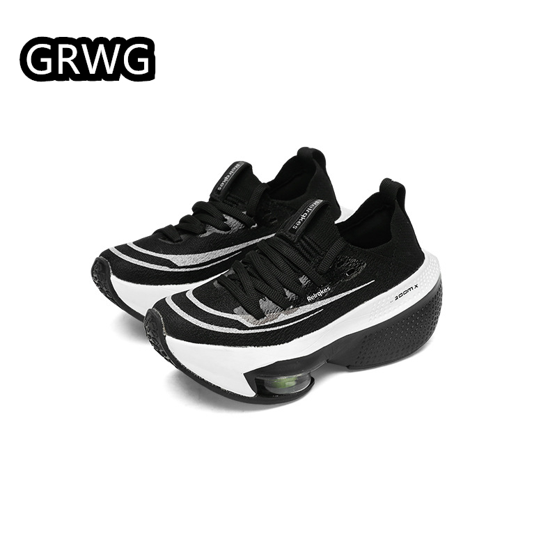 GRWG 2026 summer new breathable ultra light shock-absorbing student designer running shoes anti slip and wear-resistant sports shoes for women