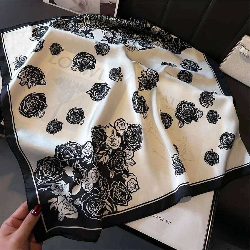 Luxury Scarfs Square Korean Fashion Kerchief Popular Silk Scarves Bandanna Wraps Scarf Decoration Shawl CM