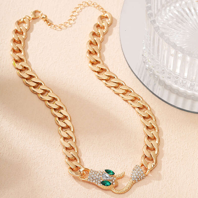 Snake-Shaped Metal Pearl Chain Necklace, High-End Design Hip-Hop Minimalist Style Women's Necklace
