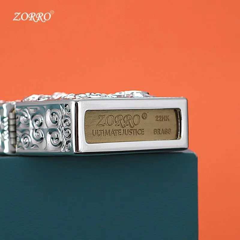 Classic Kerosene Windproof Lighter Metal Heavy Armor King Cobra Lighter Smoking Accessories Mens Treasure G N260311