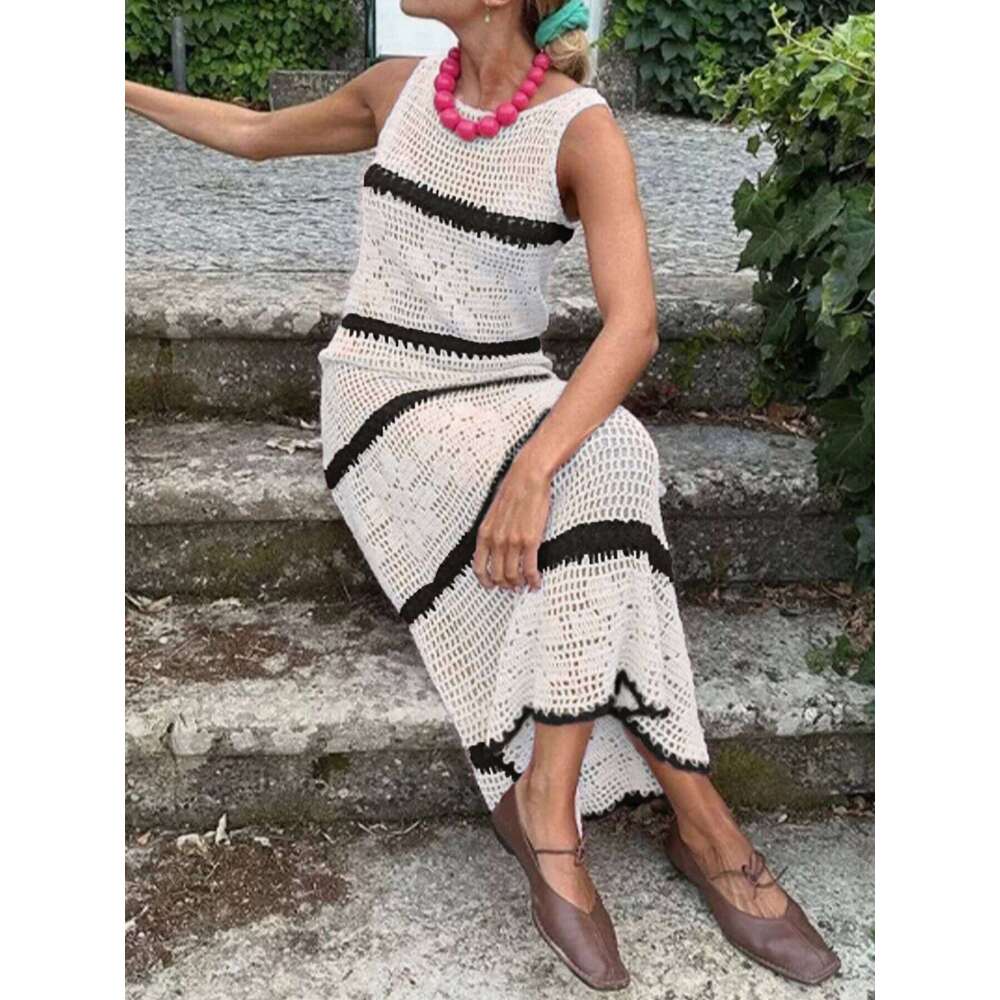 Casual Hollow Knitted For Women Fashion O-neck Sleeveless Contrasting Striped A-line Long Dress Spring Summer New Style Z260311