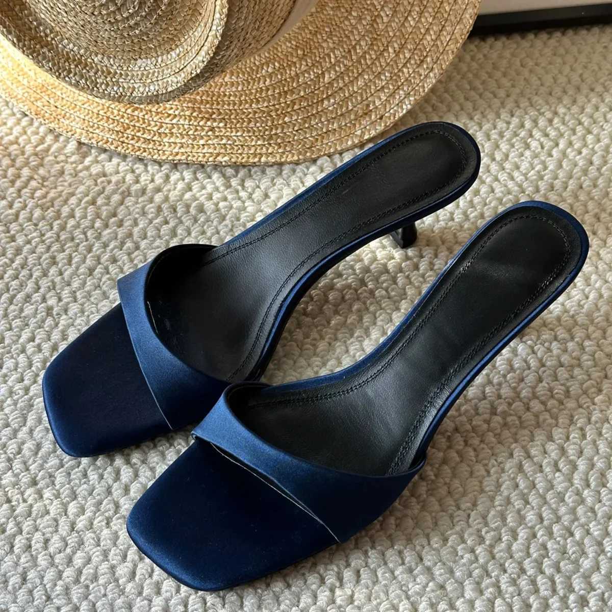 High Heel Sandals 2025 French Style High Heel Cool Slippers Square Head Fine Heel Sandals K260311
