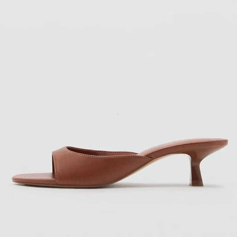 Liyke Brown Leather Designer Slides Women Beach Party Shoes Low Thin Heels Slippers Summer Square Toe Gladiator Sandals K260311