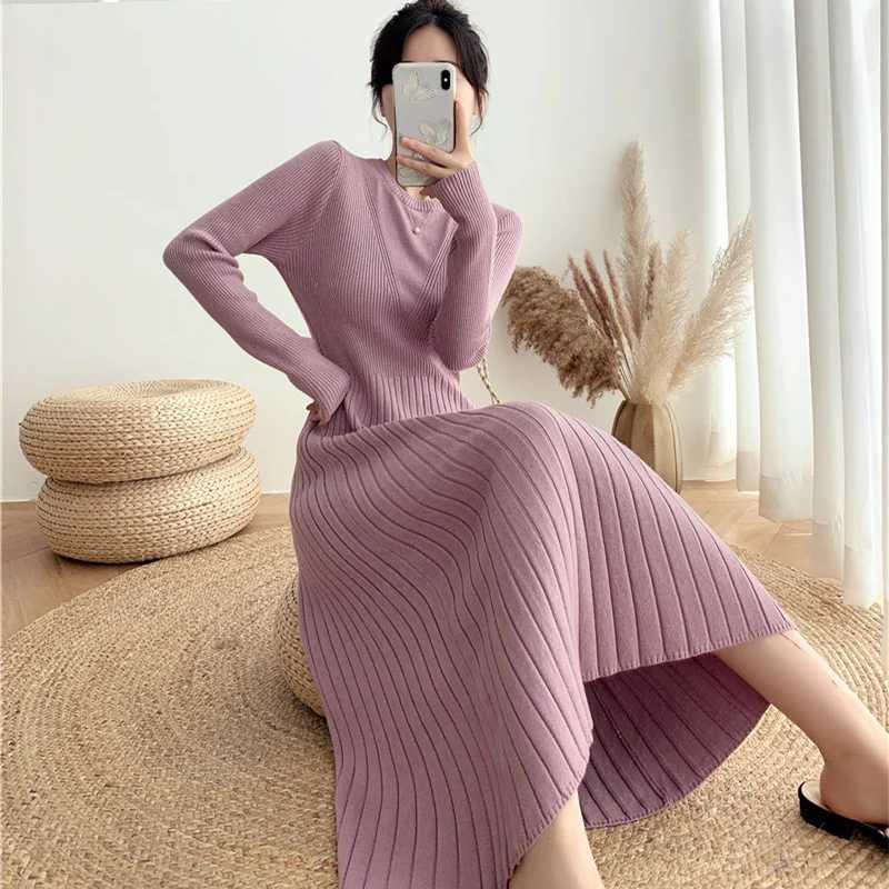 New Autumn Winter O-neck long sleeve knitted Dress French Style high waist solid slim mid-length A-line sweater Dress M260311