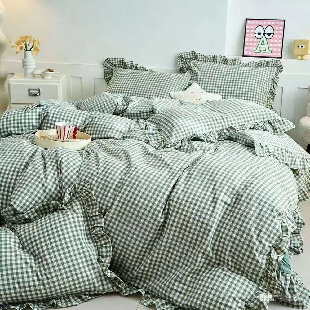 3 Piece Camel Color Plaid Duvet Cover Set, Comfortable Bedding Set Bedspread for All Seasons H260311