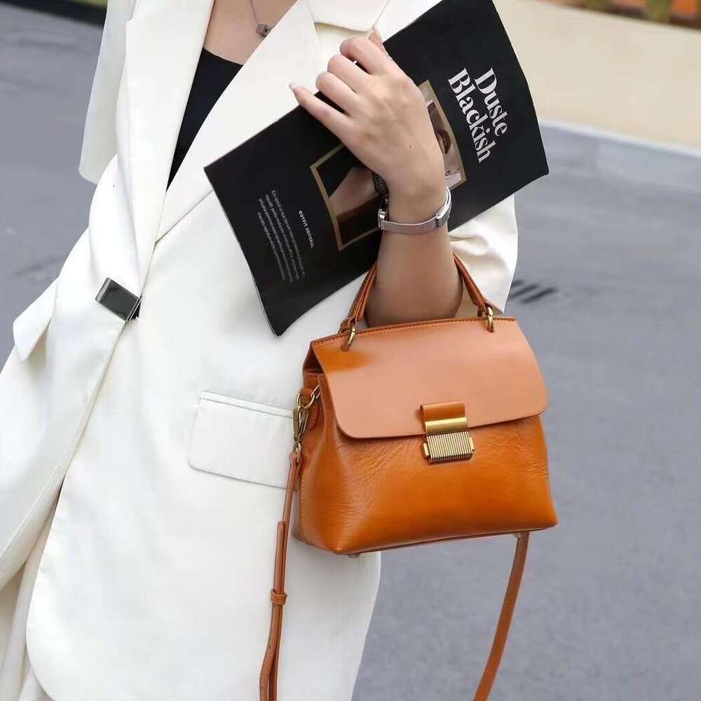 Luxury Totes Cross Border Exclusive Handbag Fashion Crossbody For Women Guangzhou Genuine Leather S Wholesale Vegetable Tanned Cowhide Bag Practical S