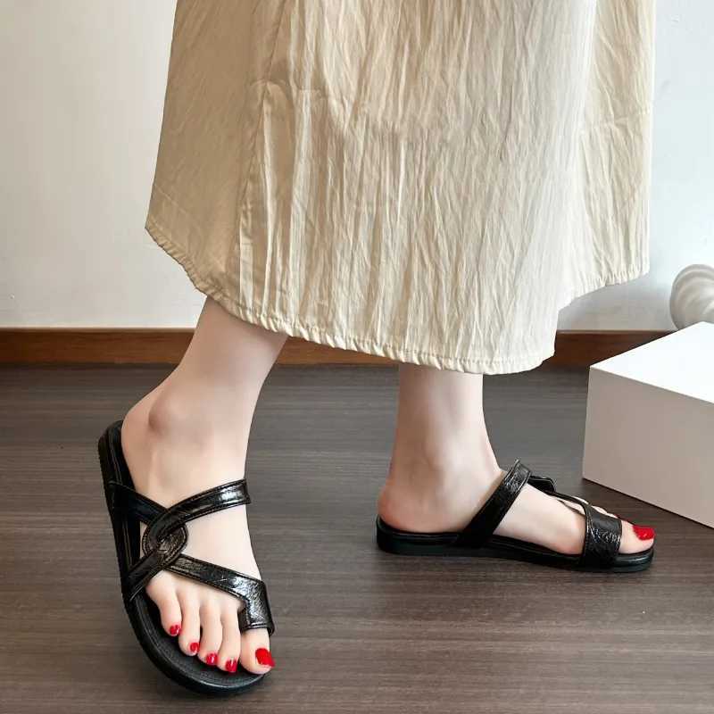 Women Summer Flat Bling Slippers Female Flip Flops Sandals Outdoor Beach Women Sandals Glitter Shoes for Women 2025 K260311