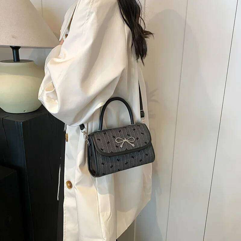 Fashion Bowknot Women's Top-handle Bags Small Square Pu Ladies Shoulder Crossbody Bag Autumn New Female Handbags Clutch Purse XJ260311