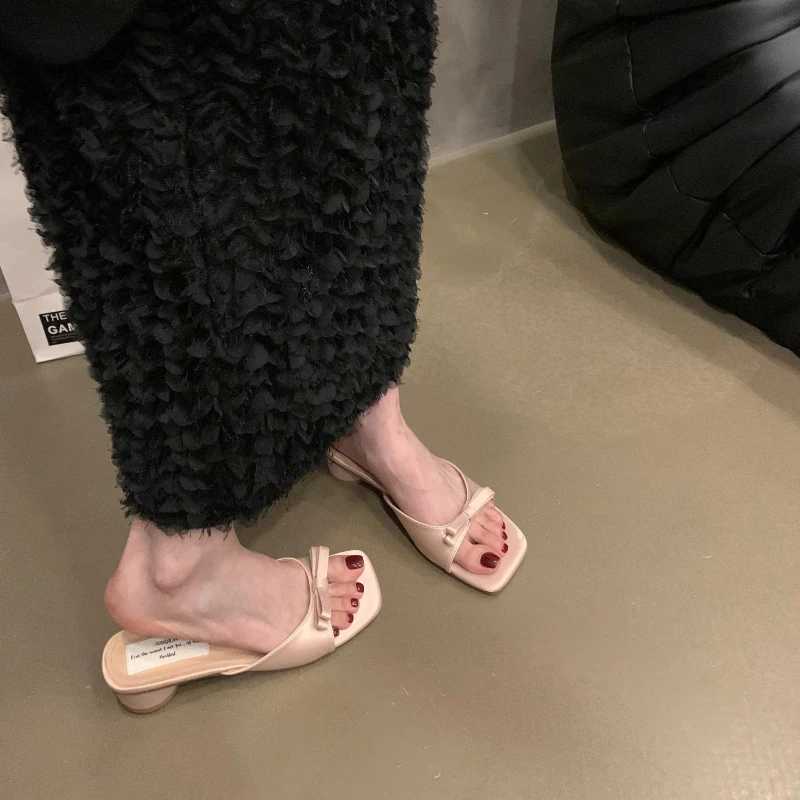 Designer Open Toe Low Heel Women Cute Slides 2026 Summer Womens Vacation Shoes K260311