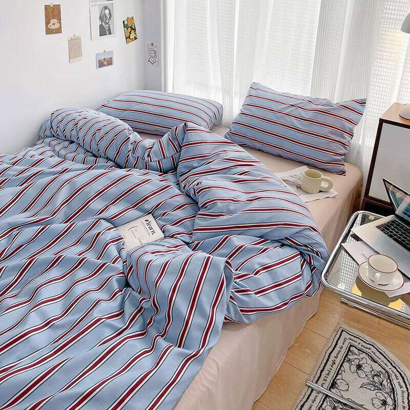 Simple Red Blue Striped Duvet Cover and Four Piece Sheet Set with Washed Cotton Bedding on the Bed H260311