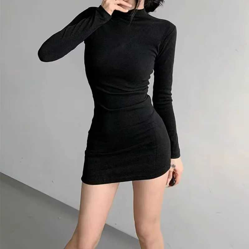 Fashion New Solid Half High Collar Dresses Autumn Winter Women Long Sleeves Sexy Bodycon Mini Dress Club Elegant Party Dresses M260311