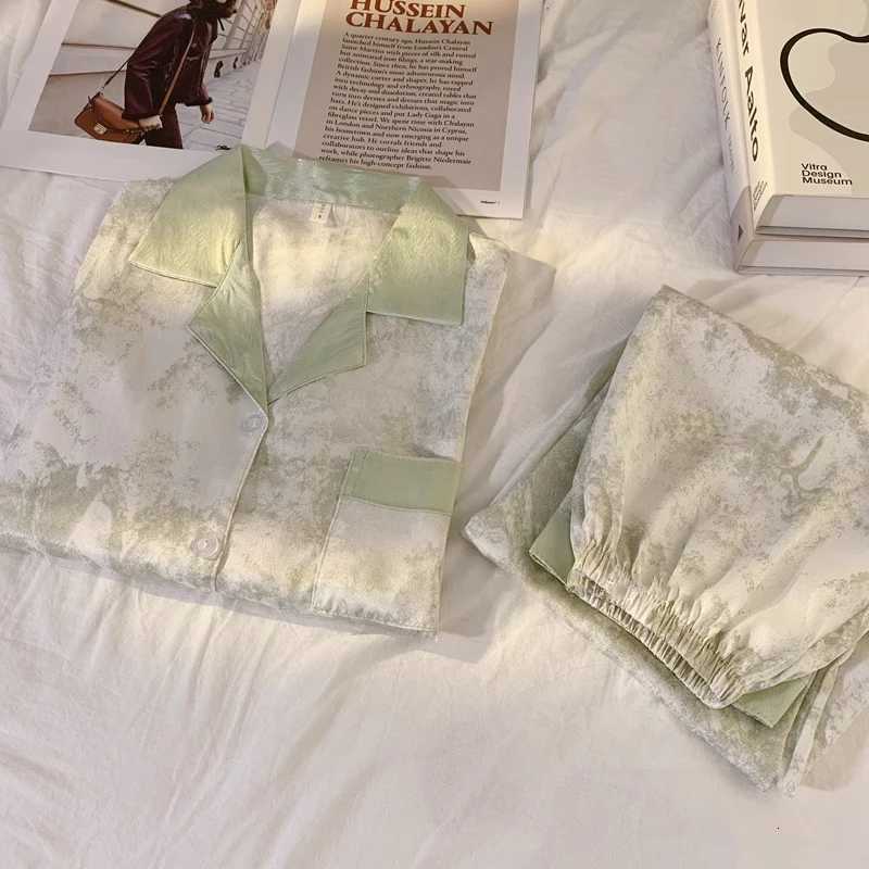 Womens Satin Pajama Set Spring New Classic Sandpainting Pajama Set Long Sleeve Button Green Pajama Lounge Pant Women Sleepwear X260311
