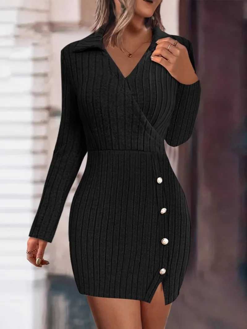 New autumn and winter solid color V-neck fitted bodycon long sleeve dress for women from Europe and America M260311